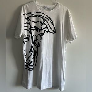Men’s Black and White Versace T-shirt
